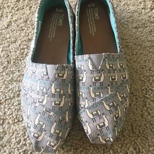 Llama Toms